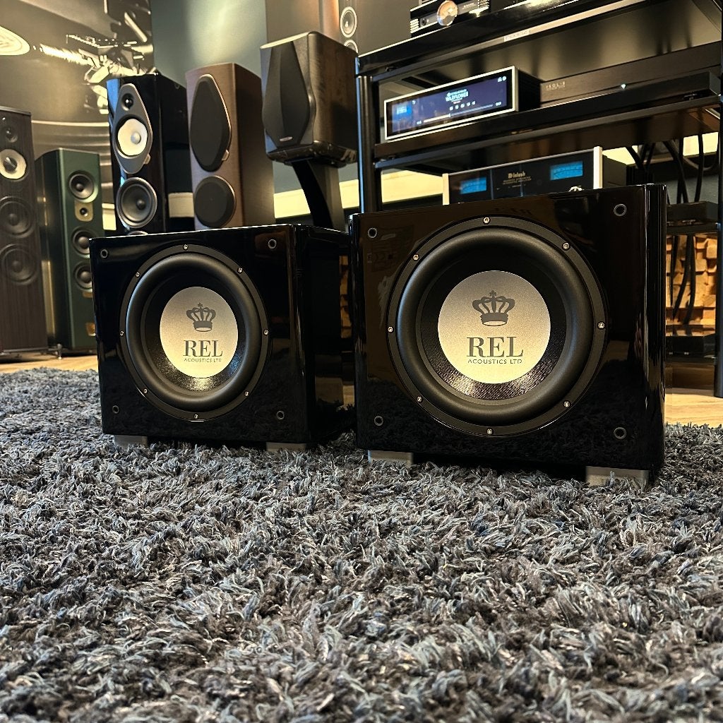 REL T9X - Zwart (occasion) - 2 Stuks Beschikbaar, -, Ophalen of Verzenden, Zo goed als nieuw, REL
