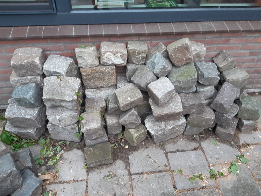 Basalt blokken, Ophalen, Antraciet, Basalt, Split