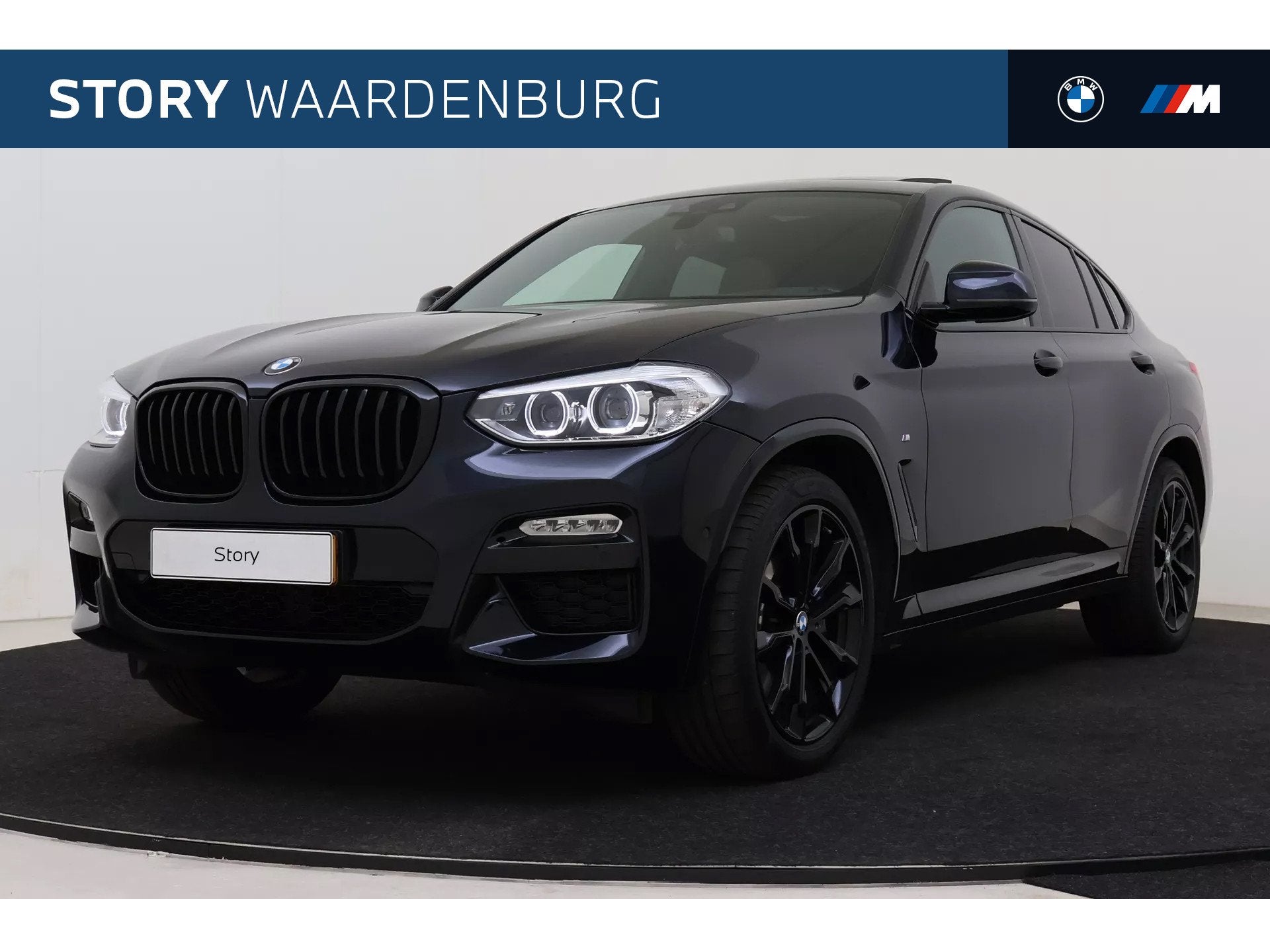 BMW X4 xDrive30i High Executive M Sport Automaat / Panoramad, Auto's, Gebruikt, 4 cilinders, Zwart, Bedrijf