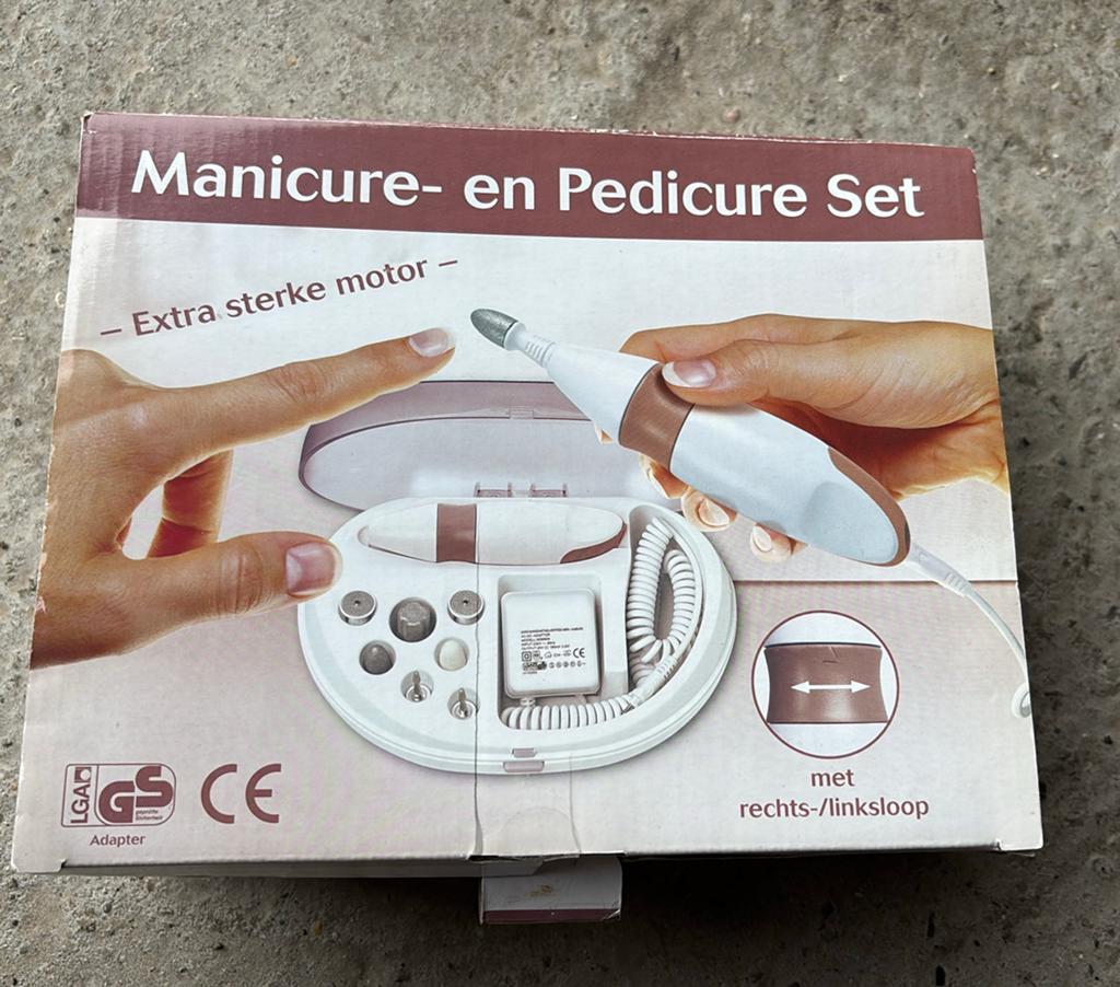 Manicure & pedicure setje, Witgoed en Apparatuur, Ophalen of Verzenden, Nieuw, Hand- en Voetverzorging