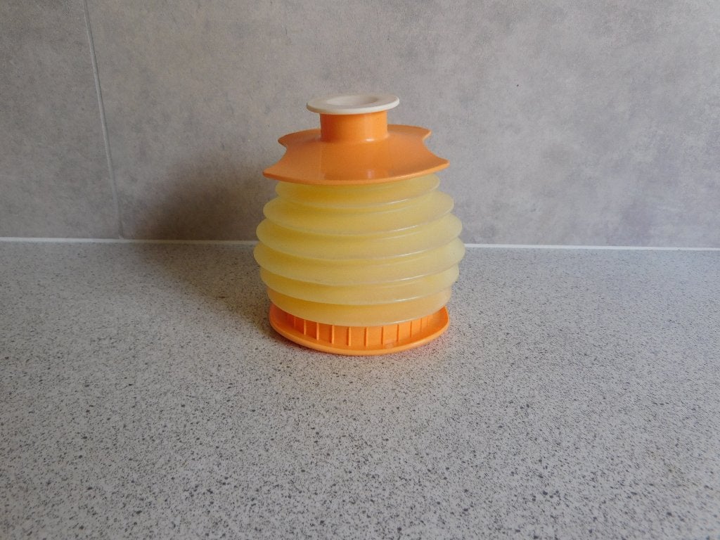 Tupperware Keukenhulpje Garneelbol Geel Oranje 6 delig, Ophalen of Verzenden, Zo goed als nieuw, Geel, Overige typen