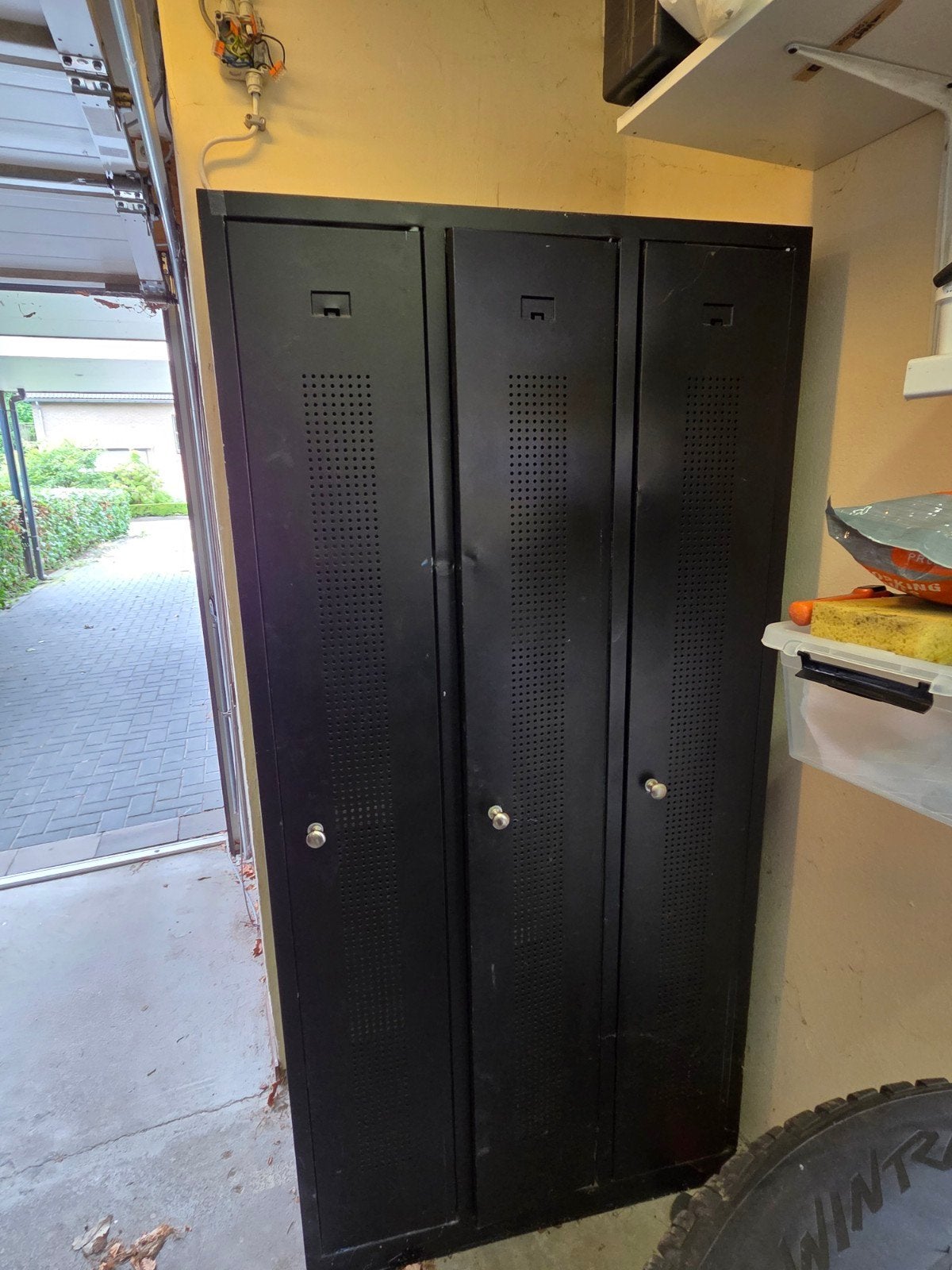 Locker kast, Ophalen, Gebruikt