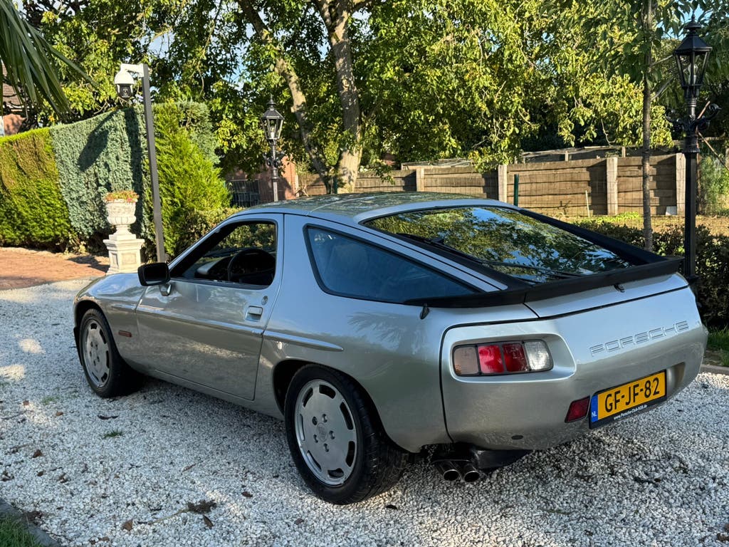 Porsche 928 belastingvrij v8 koopje, foto 2