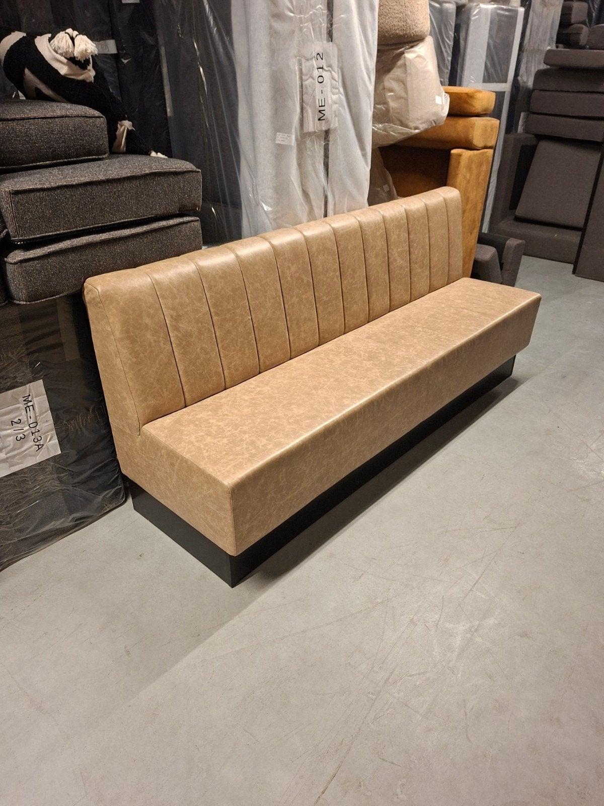 Leren bank 220cm - Comfortabel en stijlvol, Gebruikt, Driepersoons, Ophalen of Verzenden, Modern