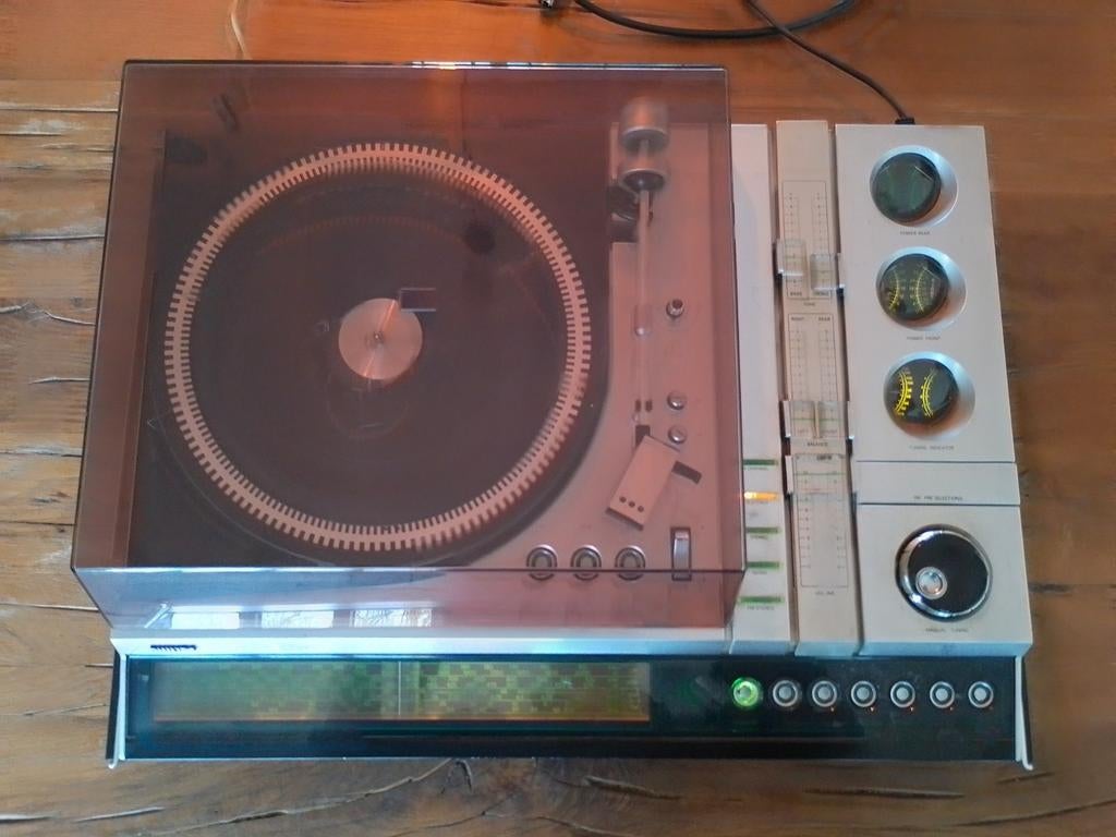 Philips 22RH832 Hifi stereo Quadro combinatie radio &pick-up, Ophalen, Gebruikt, Platenspeler, Philips