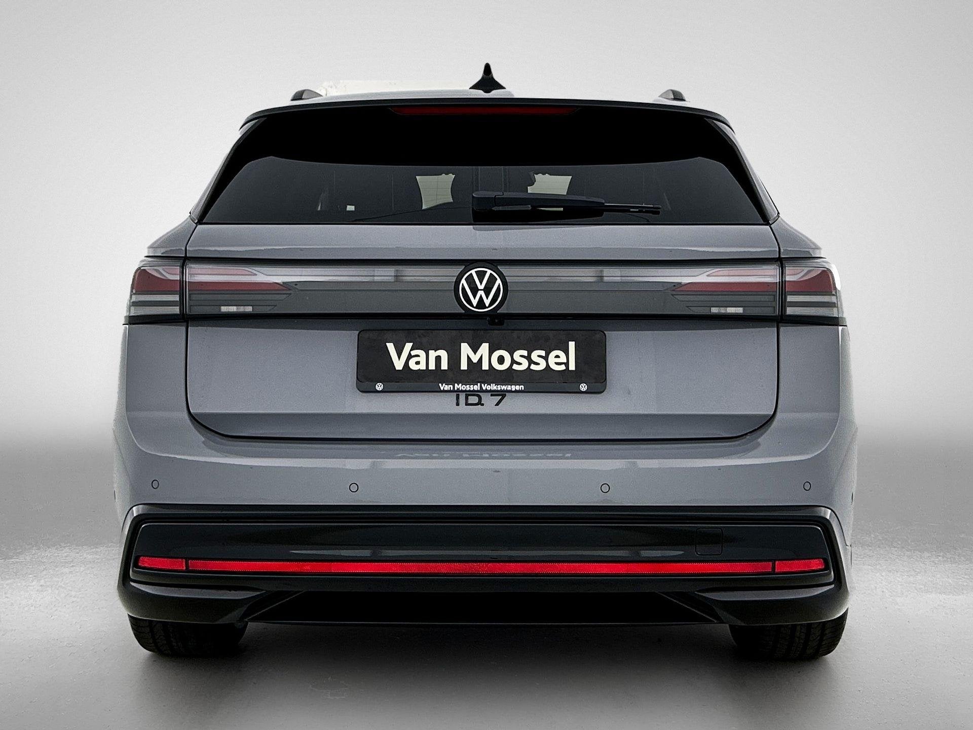 Volkswagen ID.7 Tourer Limited Edition 59 kWh 204pk | Trekha, Auto's, 12 maanden, 1972 kg, 204 pk, 1000 kg