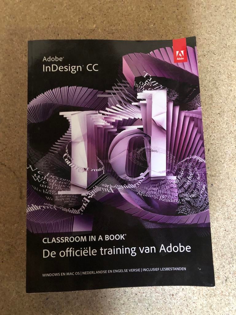 Adobe InDesign CC Classroom in a Book - Nederlands, Boeken, Ophalen of Verzenden, Gelezen, Software