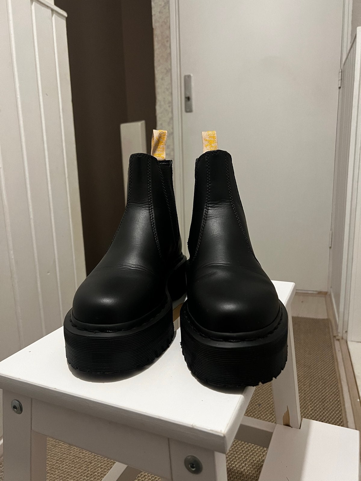 Nieuwe Dr. Martens laarzen maat 40 met inlegzool, Kleding | Dames, Ophalen, Nieuw, Zwart, Lage of Enkellaarzen