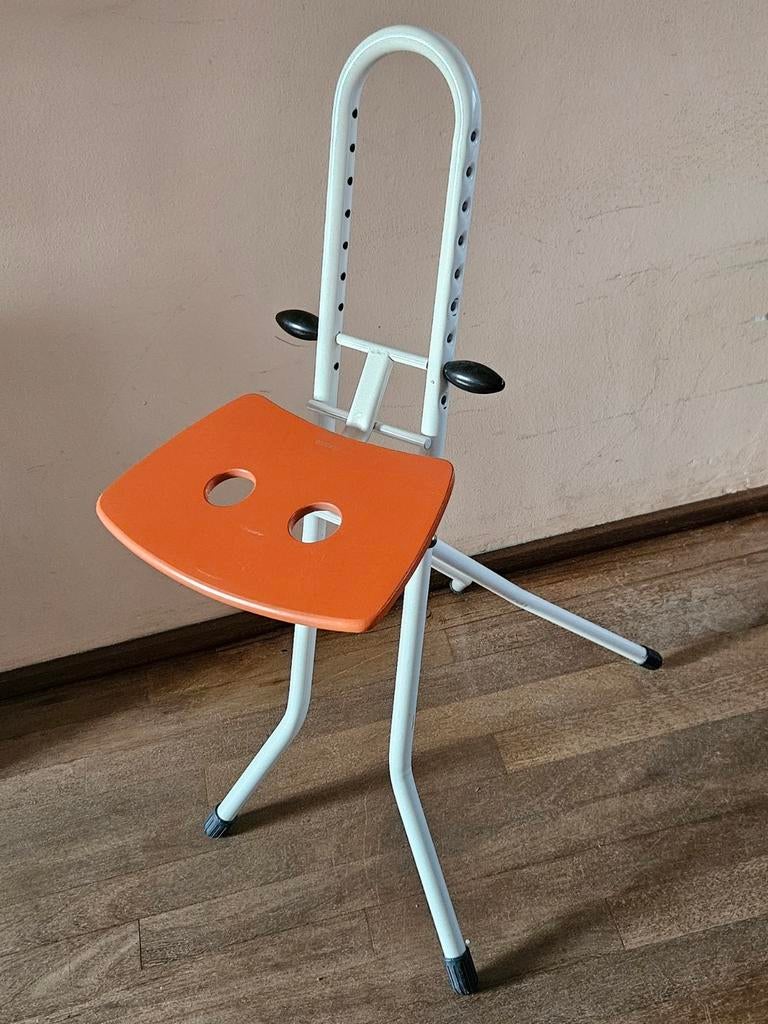 Brabantia verstelbare strijkkruk - Zo goed als nieuw, Huis en Inrichting, Ophalen, Zo goed als nieuw