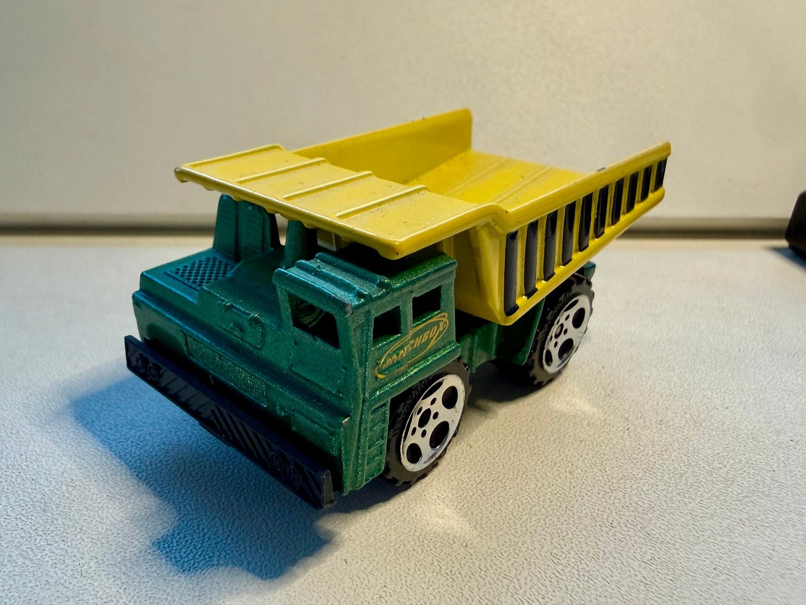 Matchbox Dump Truck, Ophalen of Verzenden, Gebruikt, Bus of Vrachtwagen