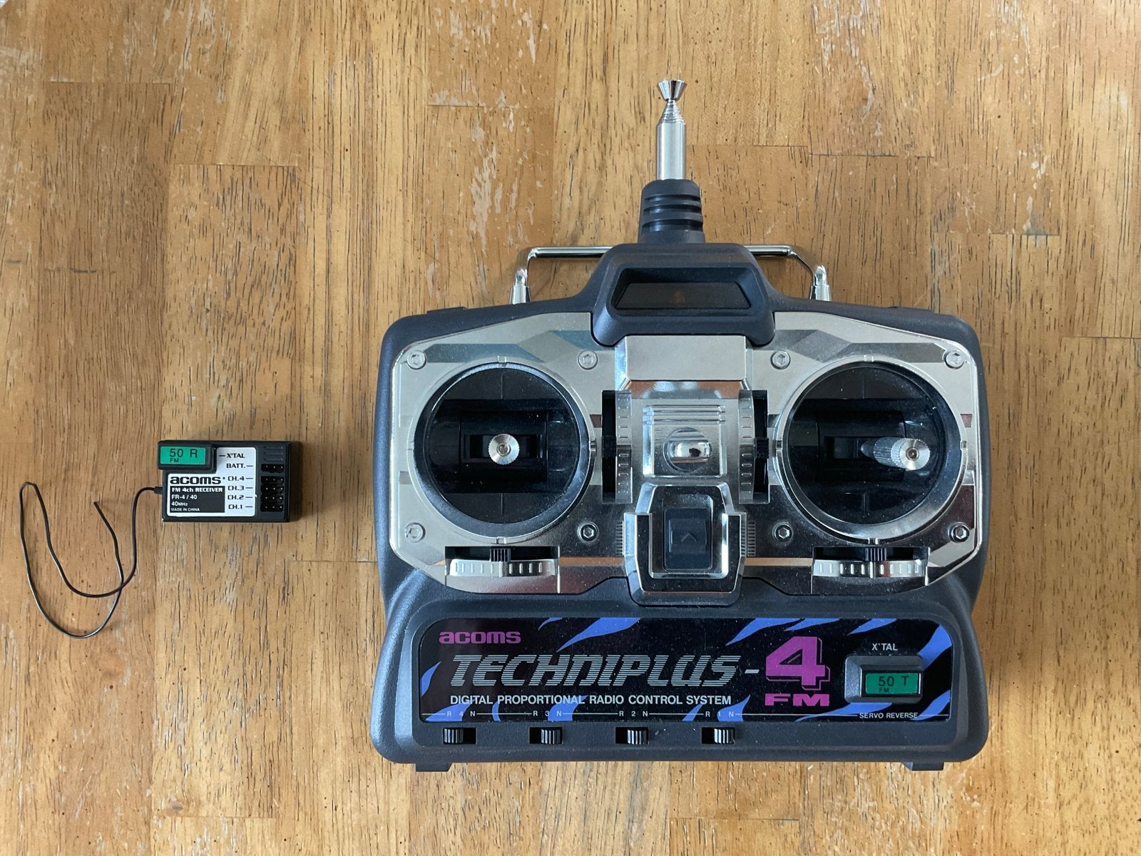 Acoms Techniplus 4 FM afstandsbediening met ontvanger, Ophalen of Verzenden, Gebruikt