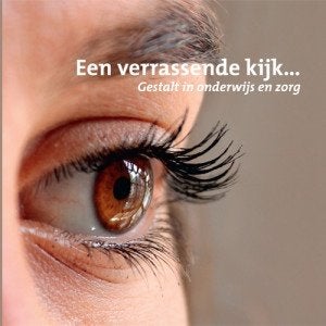 Clara Bartelds Een verrassende kijk, Ophalen of Verzenden, Nieuw, Spiritualiteit algemeen, Achtergrond en Informatie