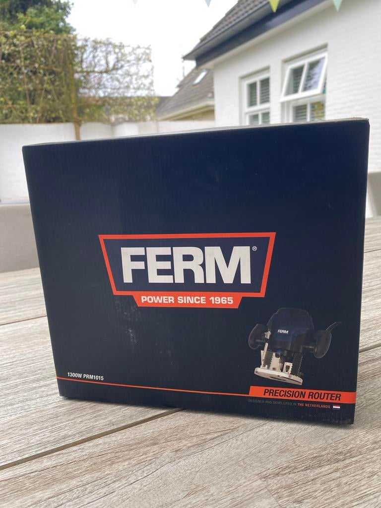 NIEUW Ferm Precision Router 1300W PRM1015 NIEUW, Ophalen of Verzenden, Nieuw, Elektrisch, Bovenfrees