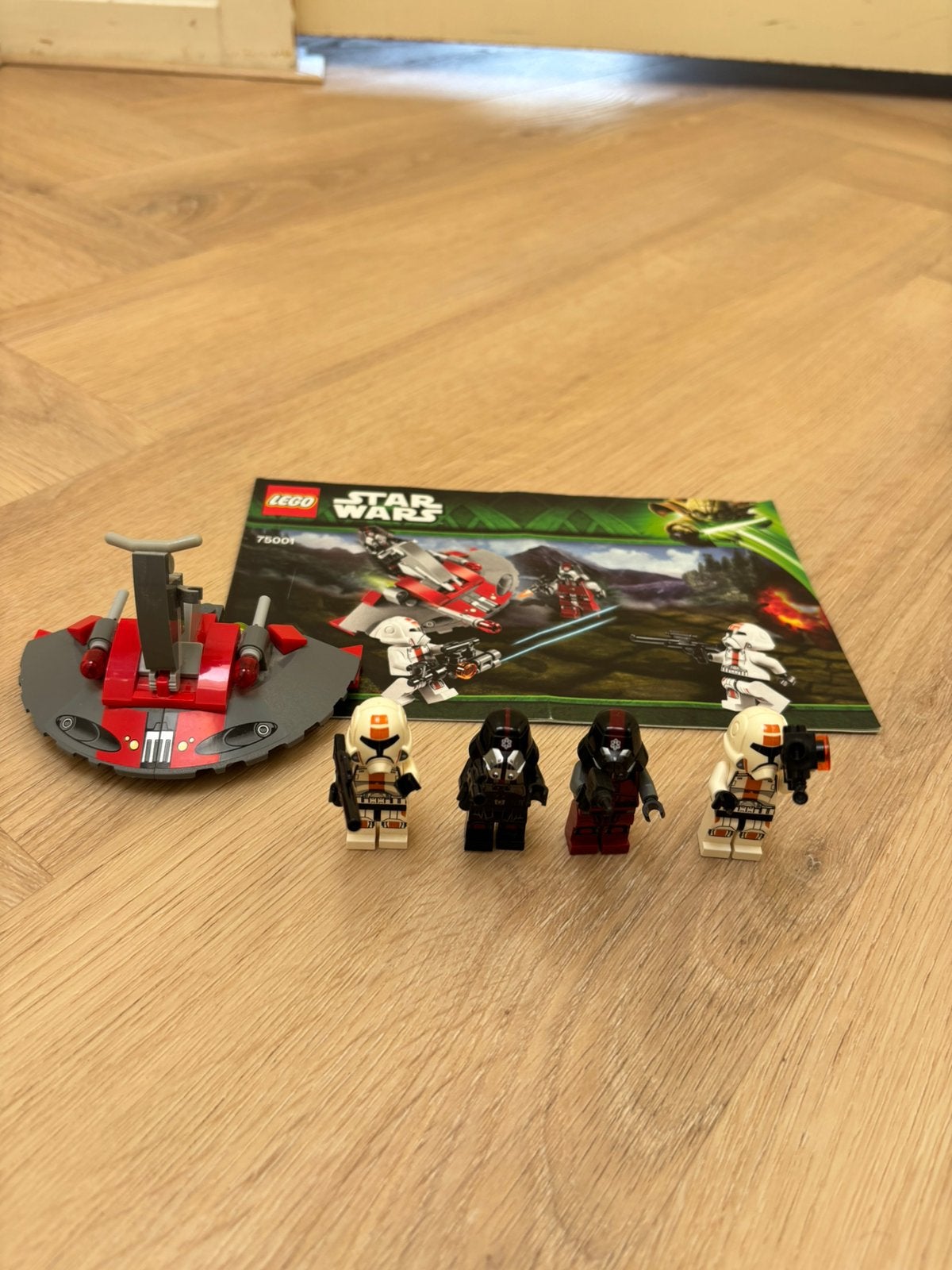 LEGO Star Wars 75001 compleet + boekje – Old Republic, Inclusief minifiguren, Gebruikt, Star Wars, Lego
