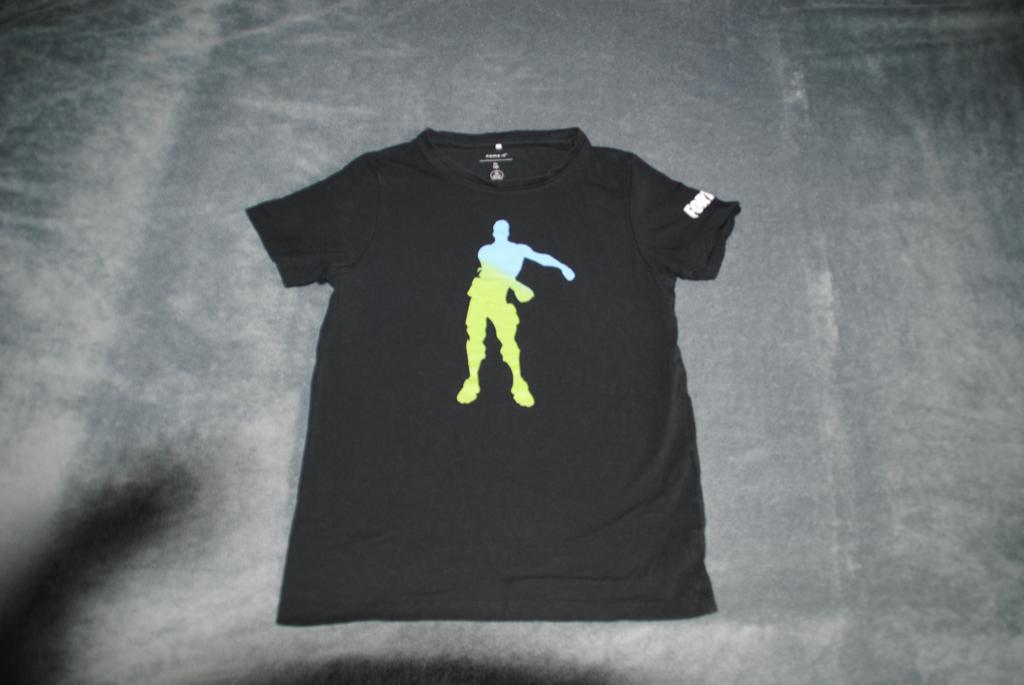 Name it zwart/grijze pyjama met Fortnite print, maat 140, Nacht- of Onderkleding, Name it, Ophalen of Verzenden, Zo goed als nieuw