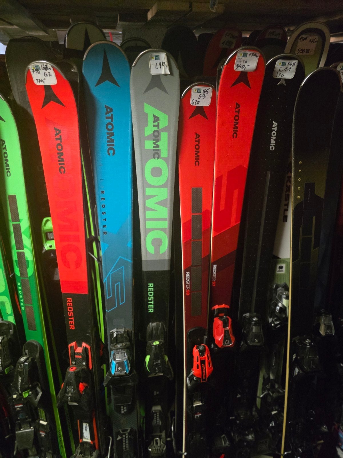 ATOMIC REDSTER EN CLOUD  GROOTSTE VOORRAAD SKI'S, 160 tot 180 cm, Ophalen of Verzenden, Zo goed als nieuw, Carve
