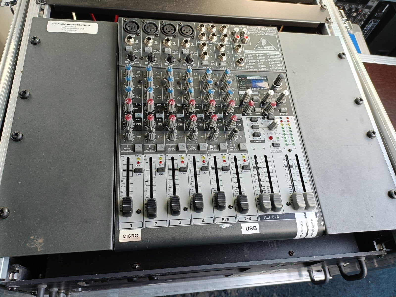 behringer mengpaneel in flightcase, Muziek en Instrumenten, Ophalen, Gebruikt, 5 tot 10 kanalen