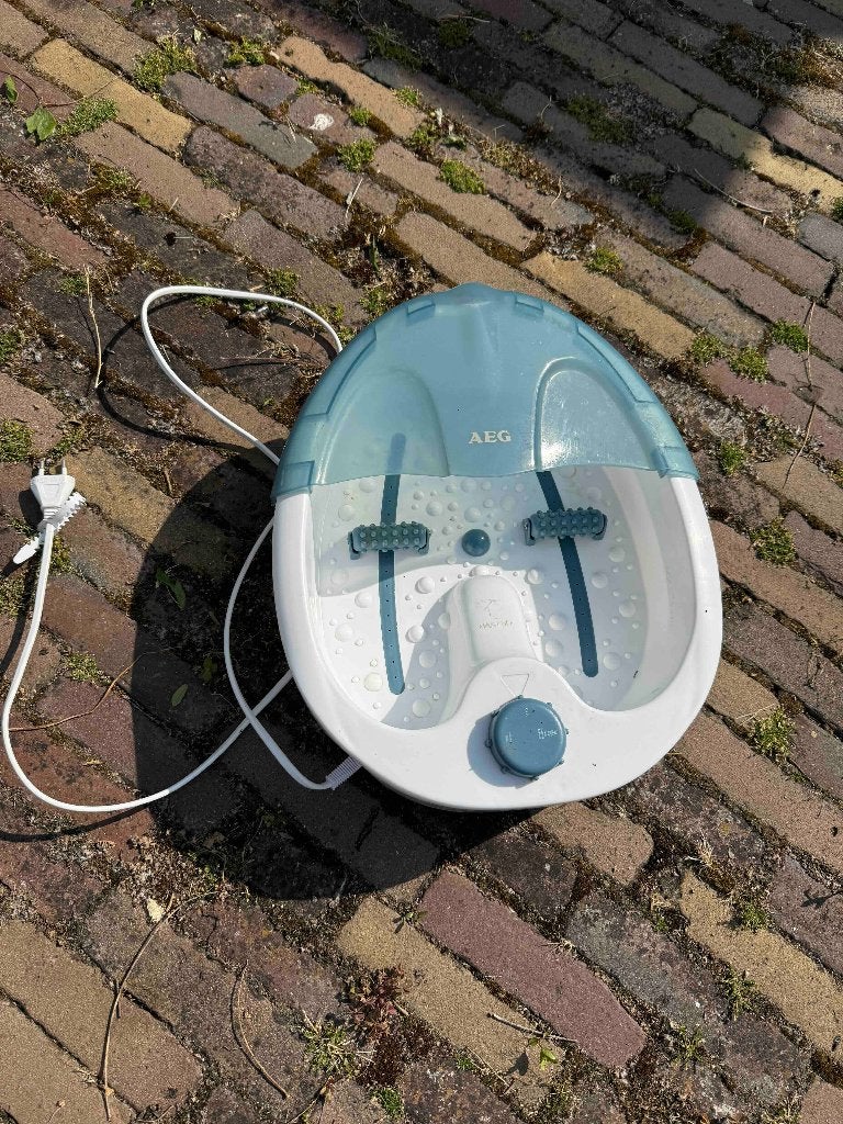 Voetbad van AEG, Witgoed en Apparatuur, Ophalen of Verzenden, Zo goed als nieuw, Hand- en Voetverzorging