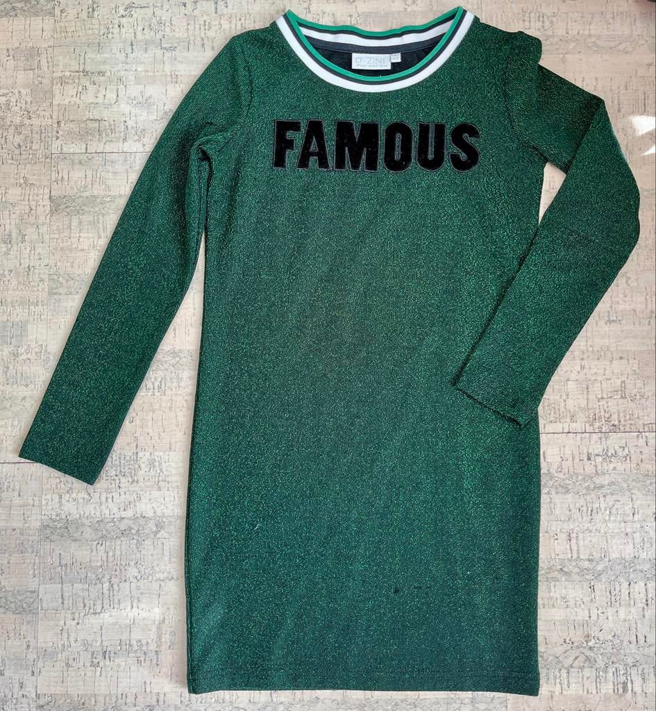 D-zine glitter jurk groen met 'FAMOUS' opdruk - maat 140/146, Kinderen en Baby's, Kinderkleding | Maat 140, Ophalen of Verzenden