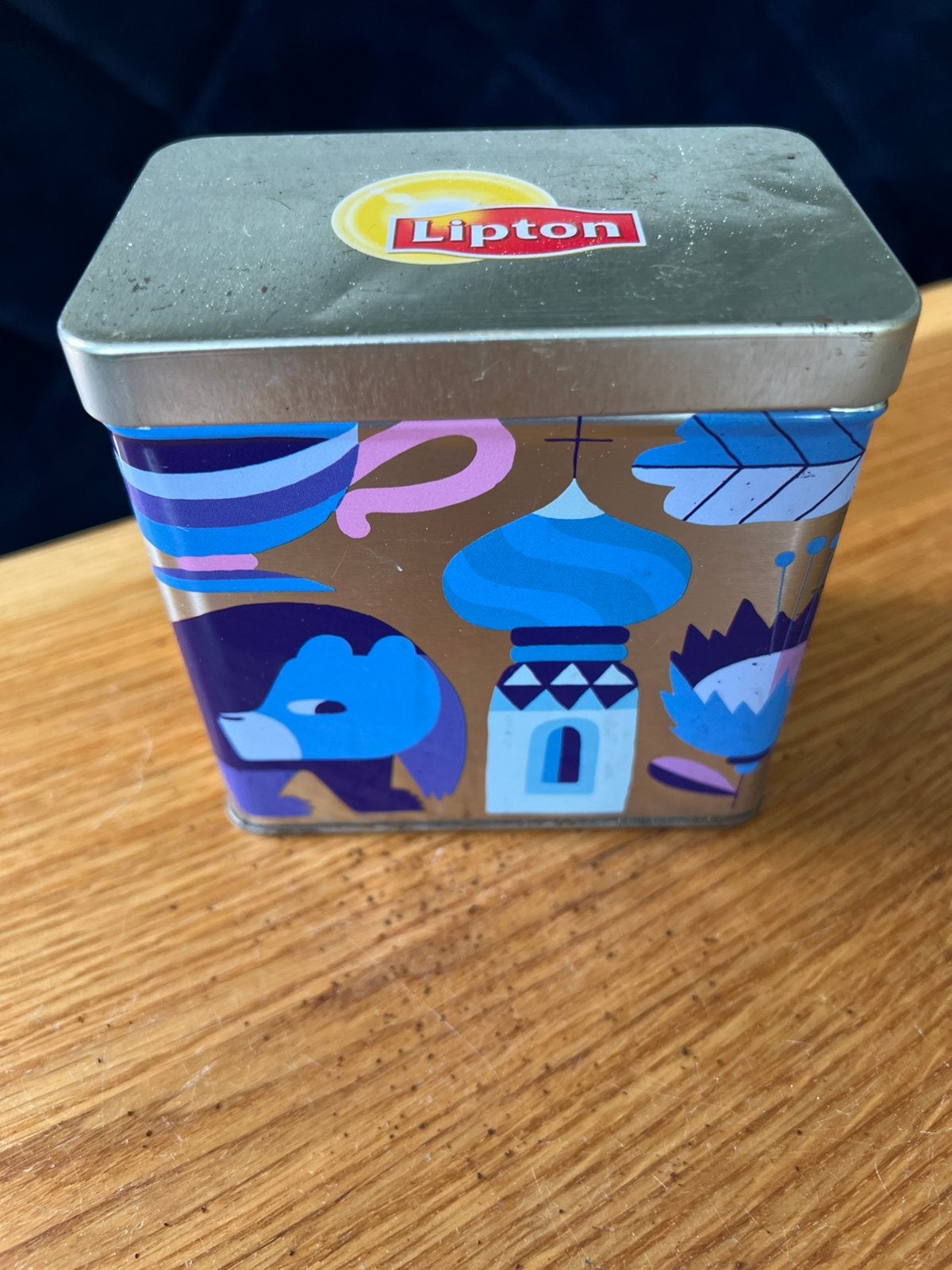 Lipton theeblikje met kleurrijk design, Ophalen of Verzenden, Overige