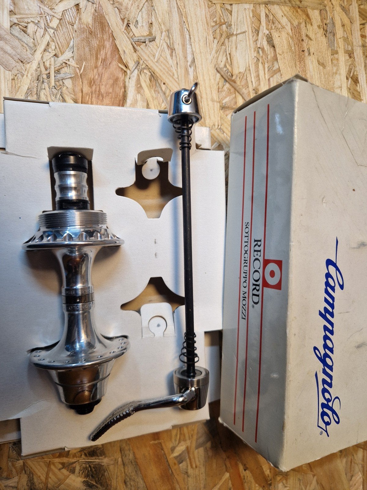 Nieuwe Campagnolo Record Achteras en Pedaalclips, Fietsen en Brommers, Nieuw, Ophalen of Verzenden, Oldtimerfiets, Aluminium