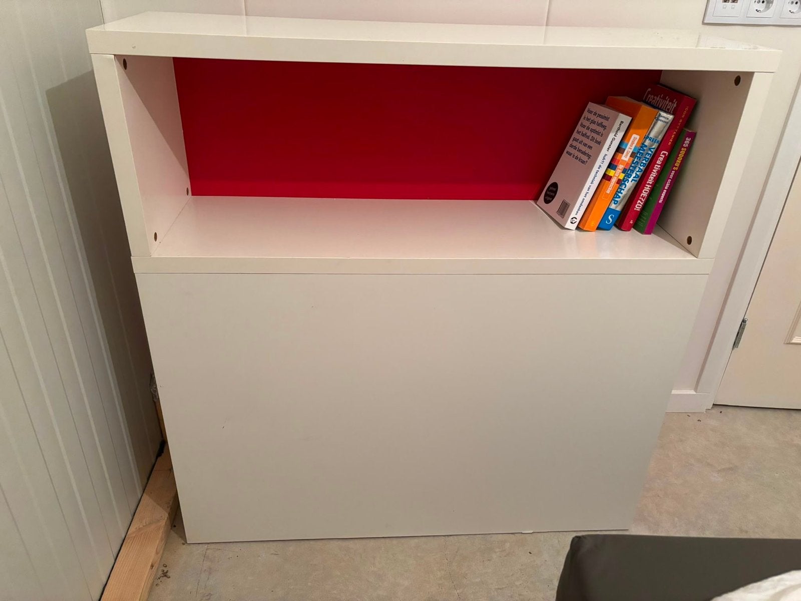 IKEA FLAXA Hoofdeinde met rode achterwand en planken, Ophalen, Gebruikt, 100 tot 150 cm, 50 tot 100 cm
