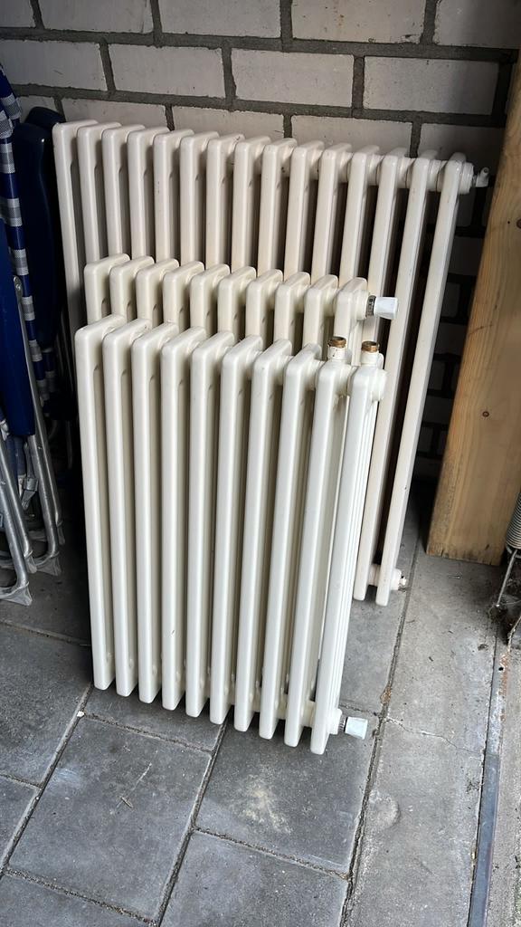 5 Oude lamelradiatoren diverse afmetingen, Gebruikt, Radiator, Ophalen of Verzenden, 60 tot 150 cm