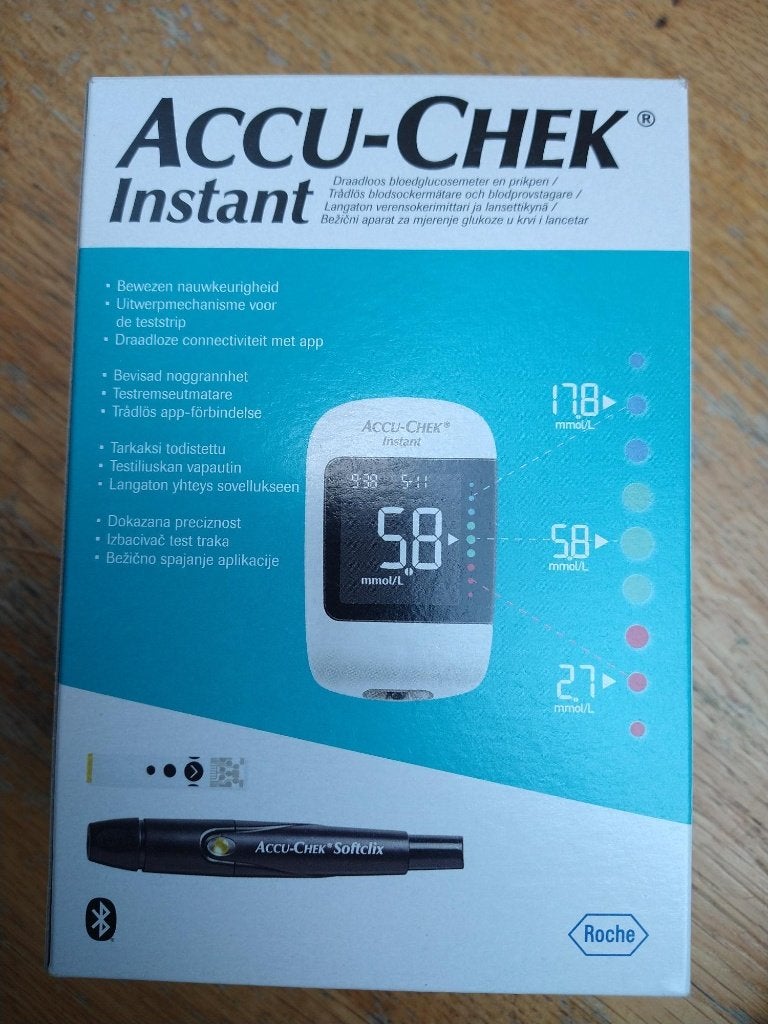 Glucosemeter Accu-Chek Instant, Diversen, Verpleegmiddelen, Ophalen, Zo goed als nieuw