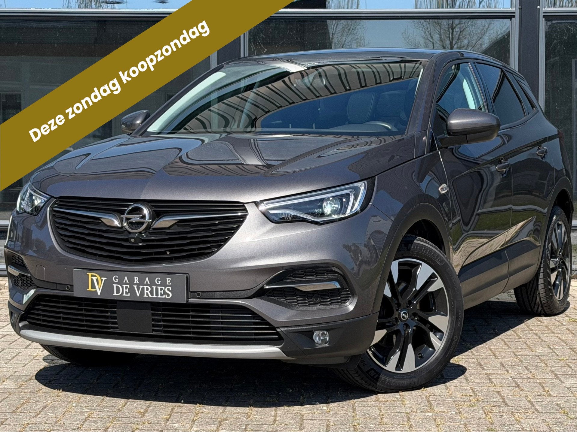 Opel Grandland X 1.6 Turbo Ultimate Aut Panoramadak Full Opt, Auto's, Opel, Gebruikt, Zwart, 4 cilinders, 181 pk