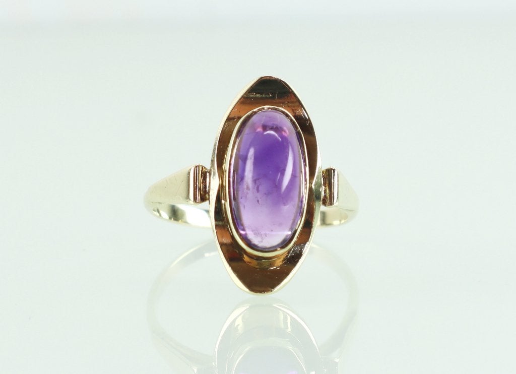 Vintage gouden ring cabochon amethist, Ophalen of Verzenden, Goud, Ring, Met edelsteen