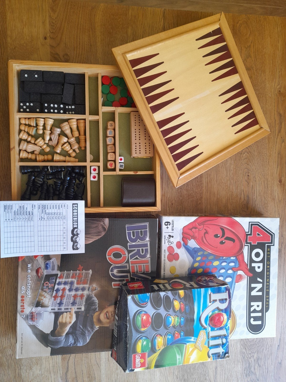 Diverse bordspellen: schaken, dammen, 4 op 'n rij en meer, Ophalen, Gebruikt, Diverse, Een of twee spelers