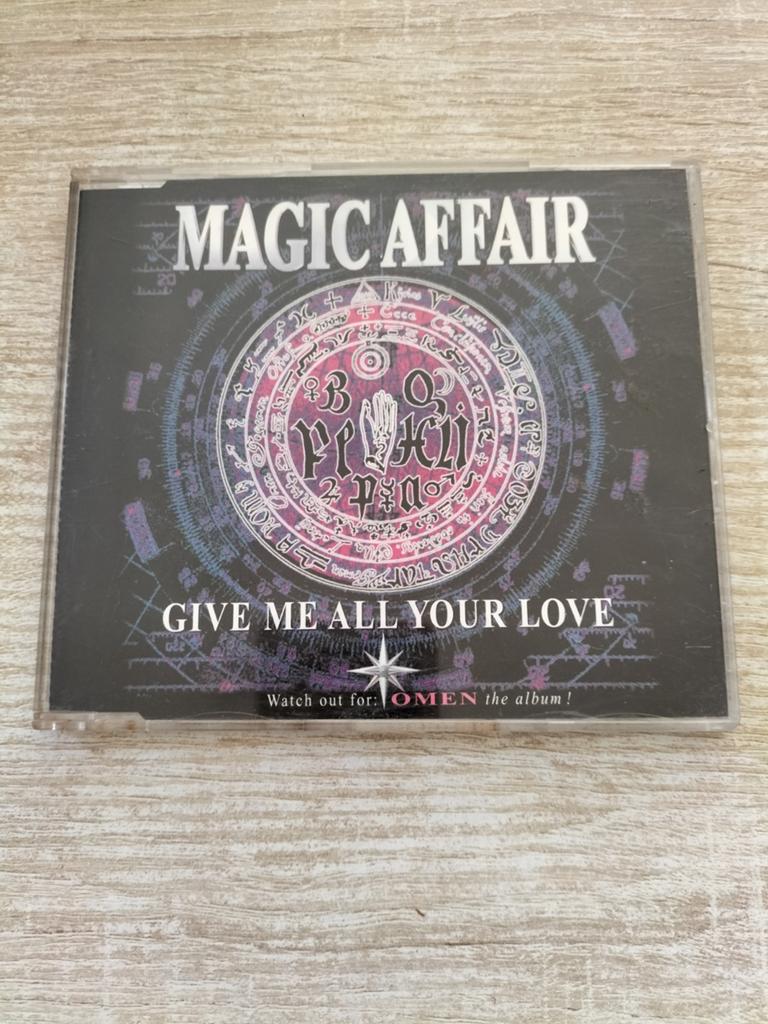 Magic affair - give me all your love, Ophalen of Verzenden
