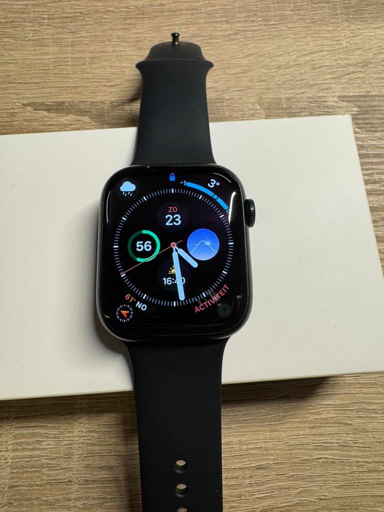 Apple Watch 8 cellular 45mm in de kleur Midnight aluminium, Zwart, IOS, Ophalen of Verzenden, Zo goed als nieuw