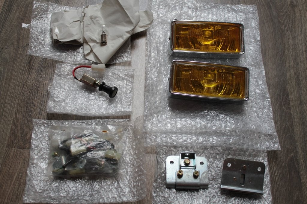 Toyota oldtimer optionele mistlampen nieuw!, Ophalen