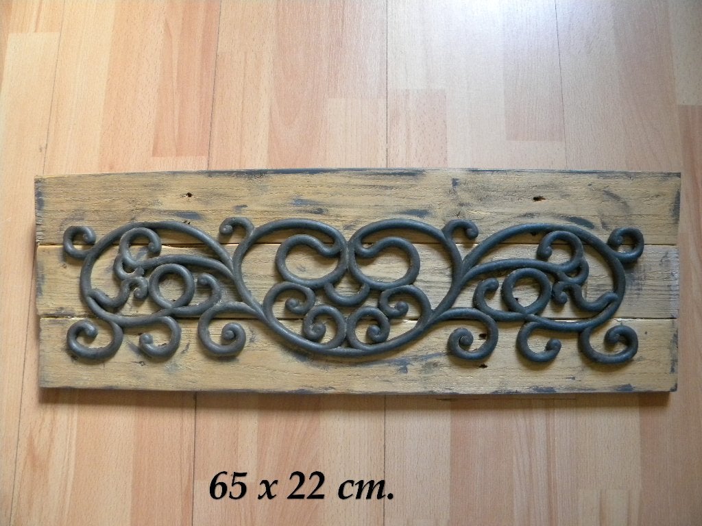 ORNAMENT OP OUD HOUT, ORNAMENT IS RUBBER, BROCANTE STIJL, Huis en Inrichting, Woonaccessoires | Wanddecoraties, Ophalen of Verzenden