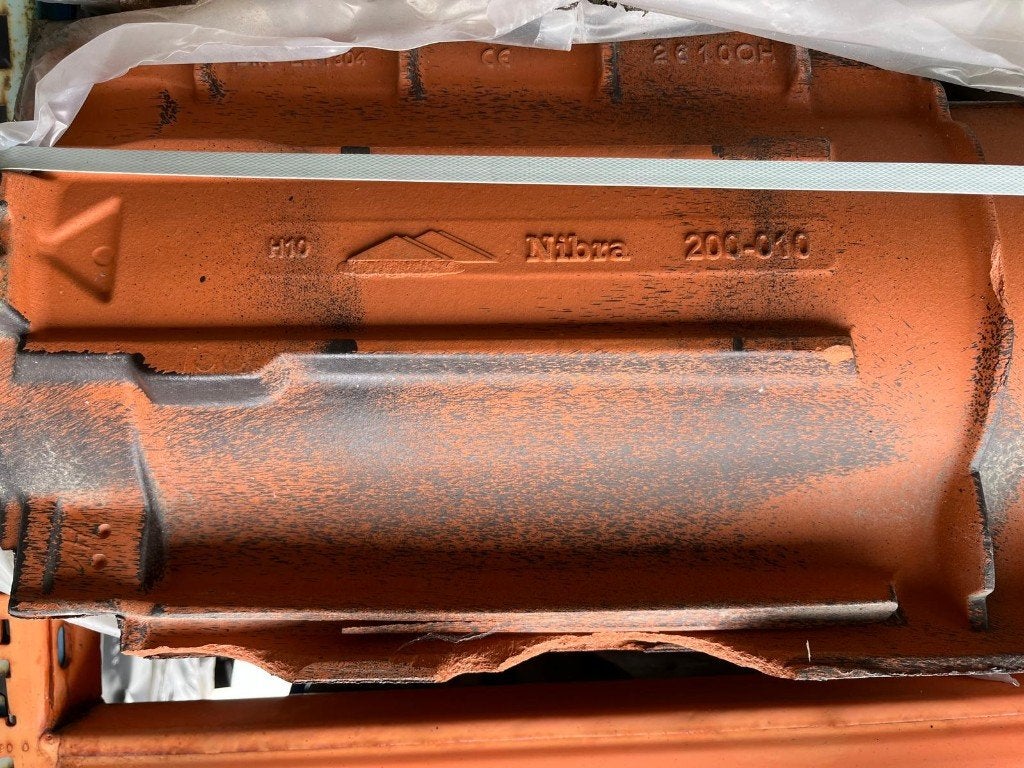 Nibra 200-010 zwarte dakpannen, 4 pallets, Doe-het-zelf en Verbouw, Dakpannen en Dakbedekking, Ophalen, Steen of Klei, Zwart, Nieuw