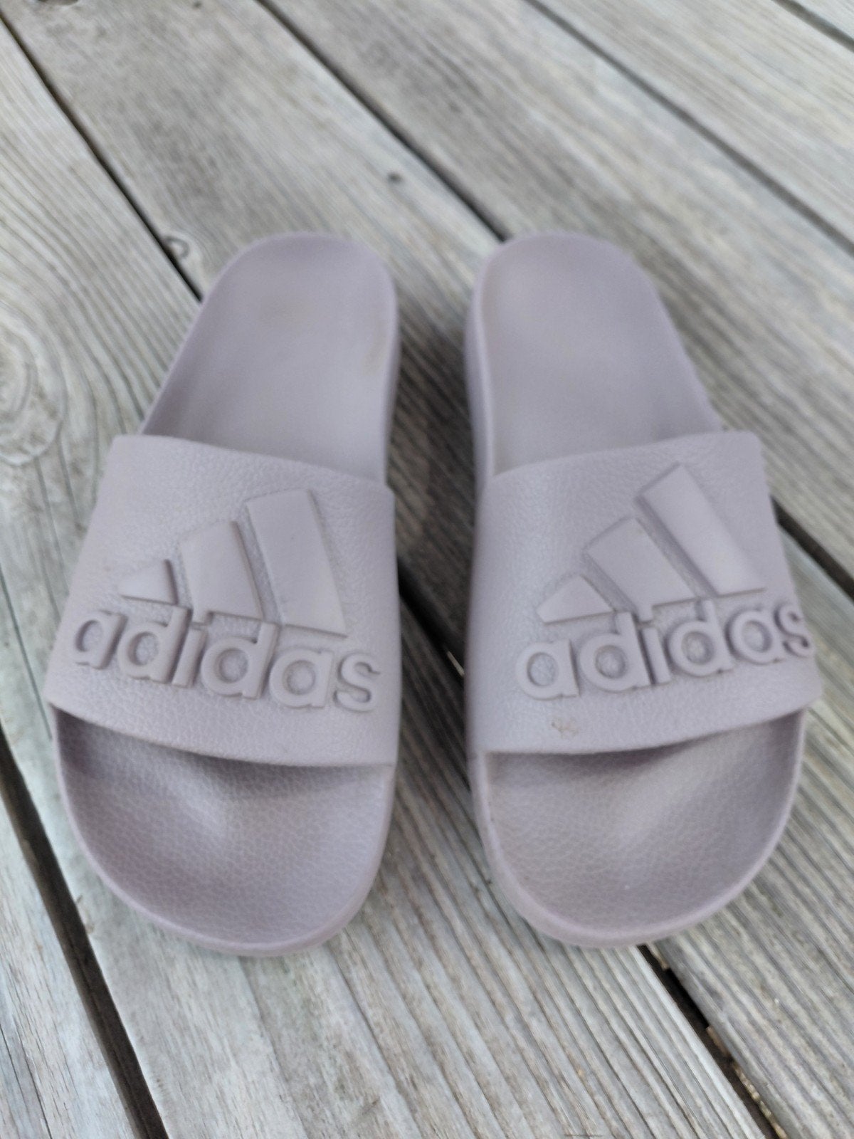 Adidas badslippers maat 43, Ophalen of Verzenden, Zo goed als nieuw, Overige kleuren