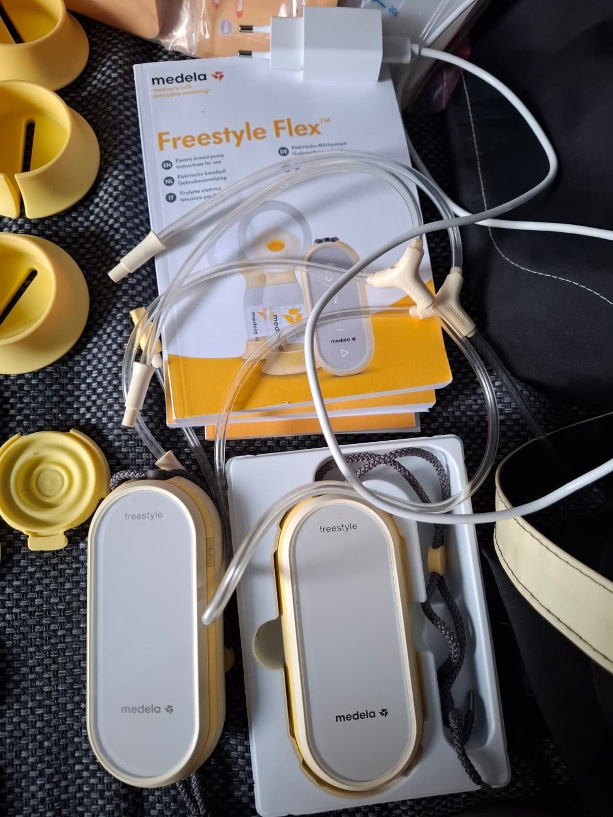 Grote Medela Freestyle Set - Compleet voor borstvoeding, Gebruikt, Medela, Borstkolf, Ophalen of Verzenden