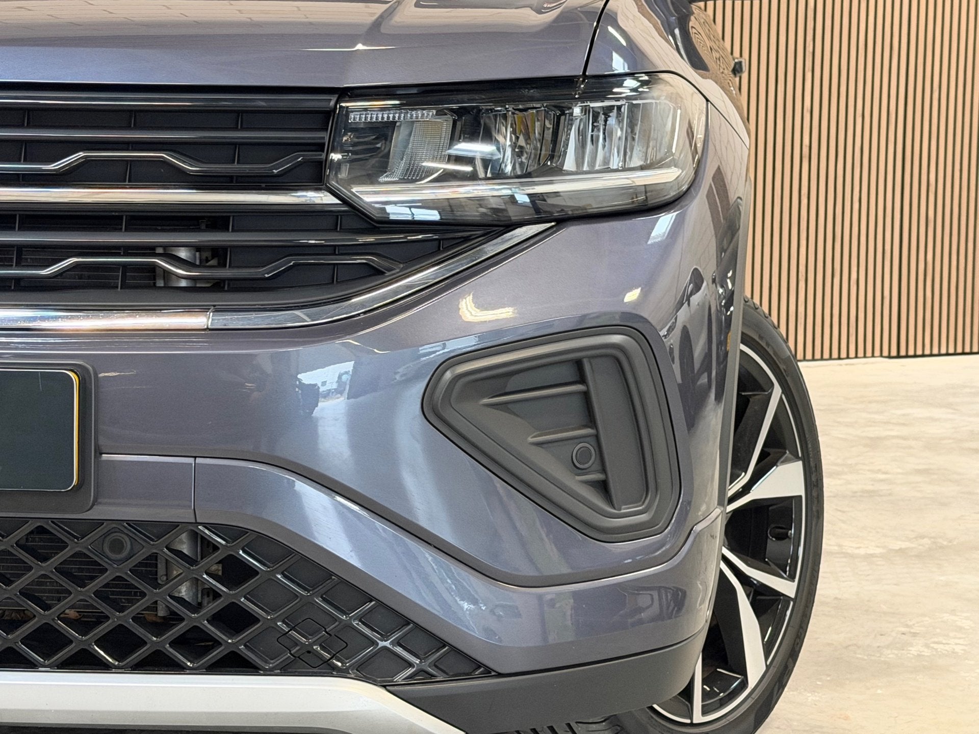 Volkswagen T-CROSS 1.0 TSI R-Line|Navi|Camera|CarPlay|Pdc, T-Cross, Gebruikt, Euro 6, 116 pk