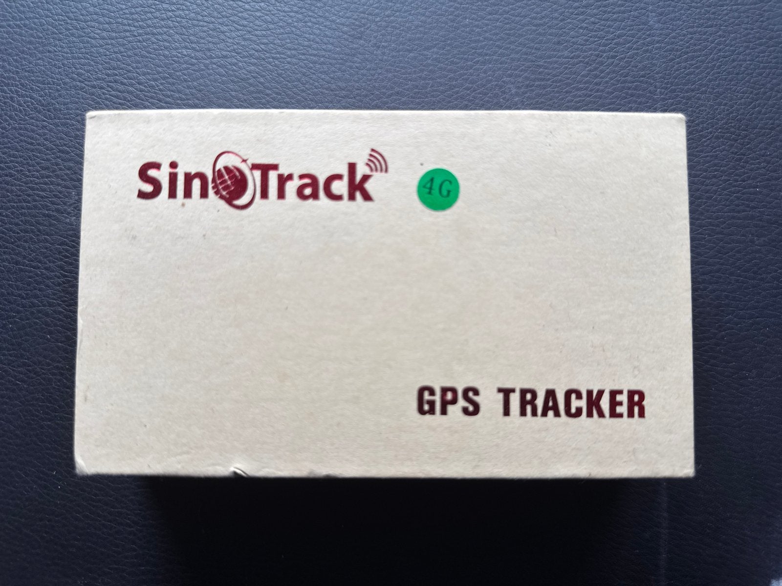 Sinotrack ST904 4G GPS Tracker - Nieuw in doos, Auto diversen, Auto-accessoires, Ophalen of Verzenden, Nieuw