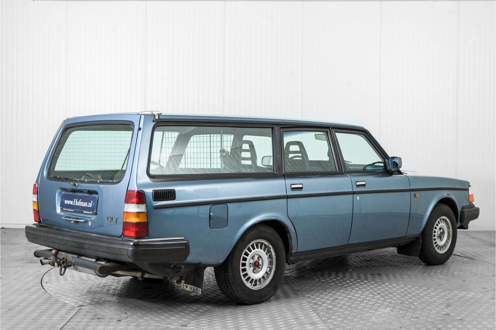 Volvo 240 2.1 GLI (bj 1983, automaat), Auto's, Volvo, Automaat, Lederen bekleding, Achterwielaandrijving, Gebruikt