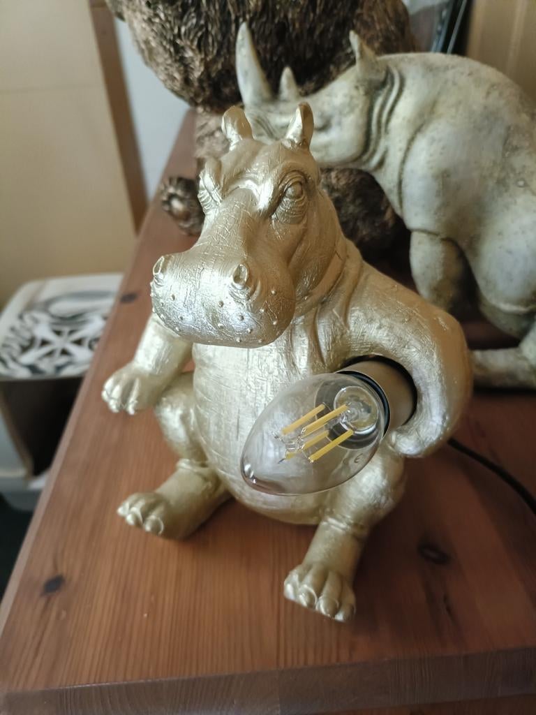 Gouden Nijlpaard Tafellamp - Unieke Decoratie, Ophalen of Verzenden, Zo goed als nieuw, Modern, Speels, Uniek