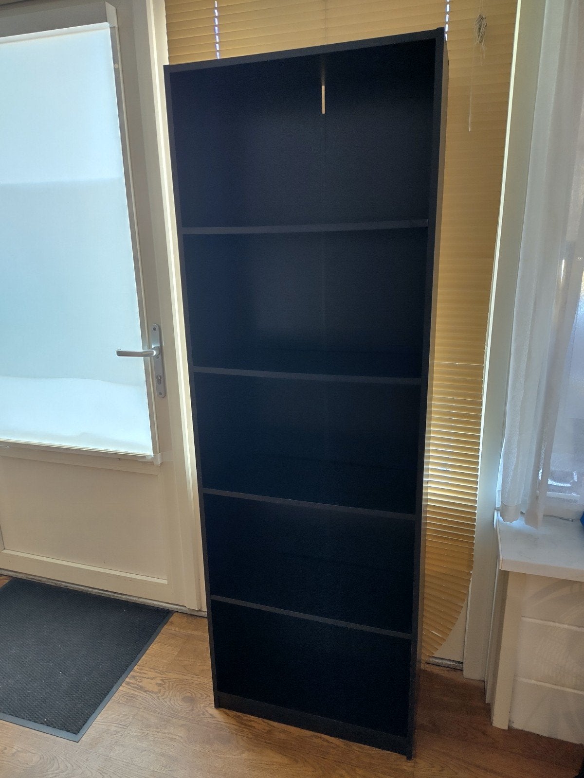 Zwarte Boekenkast met 4 Planken - Gebruikt, Ophalen, Met plank(en), Gebruikt, 200 cm of meer