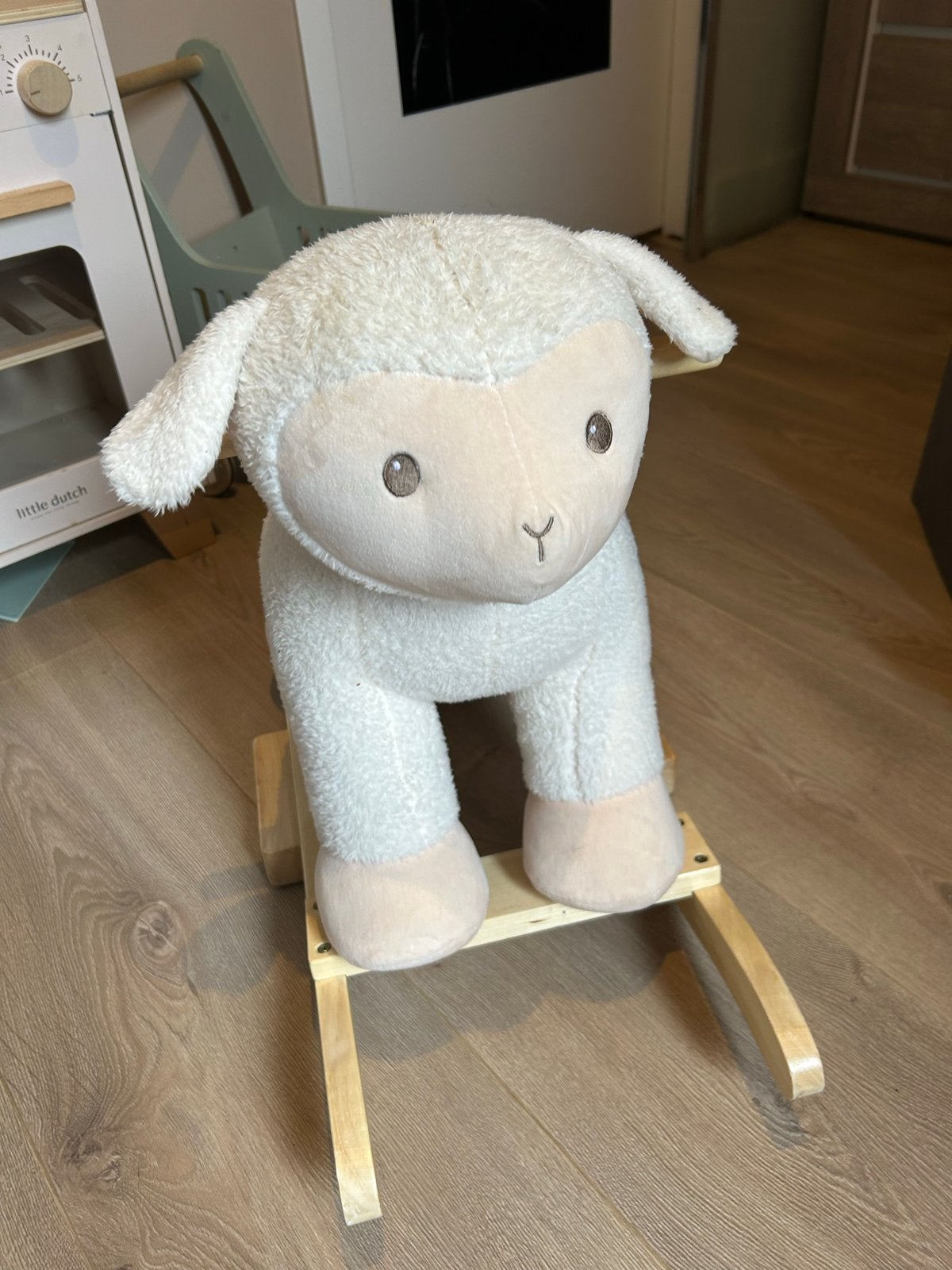 Schattig schaap hobbelpaard voor de kleintjes little dutch, Ophalen, Zo goed als nieuw
