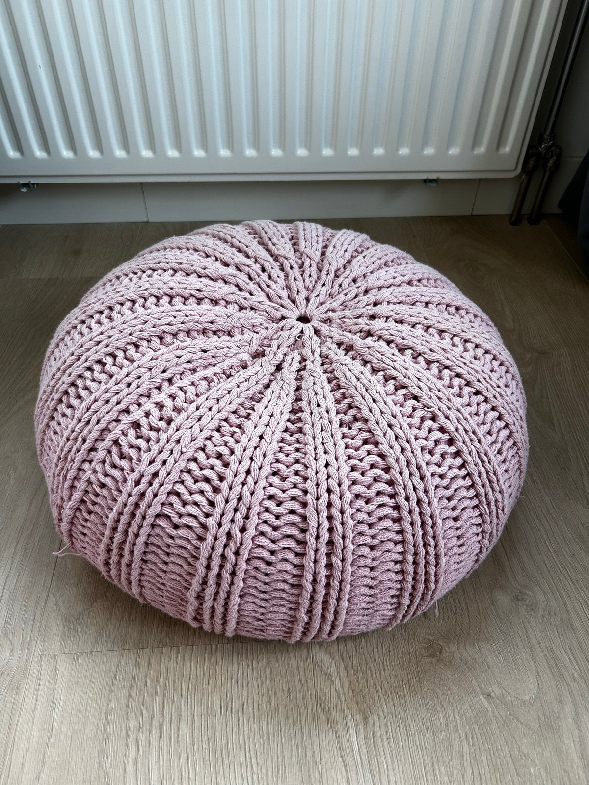 Roze gehaakte poef - 50 cm, Ophalen, Rond, Zo goed als nieuw, Stof