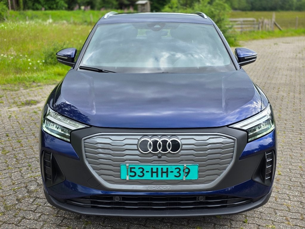 Audi Q4 40 e-tron | 2023 | Accu SOH% 95% | Garantie mogelijk, Auto's, Audi, Automaat, Euro 6, Blauw, 204 pk