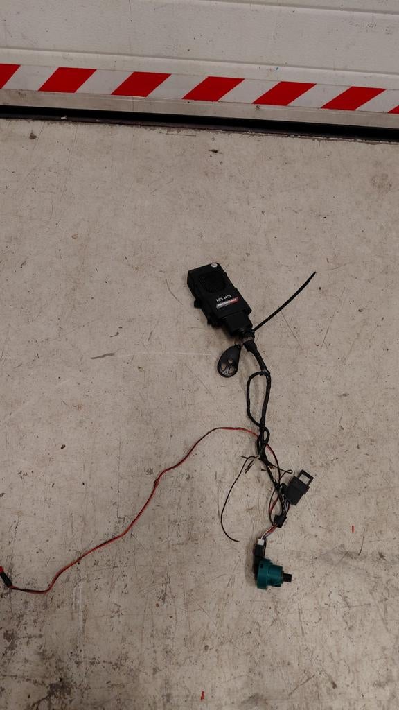 Patrolline alarm met 1 knopje, Ophalen of Verzenden
