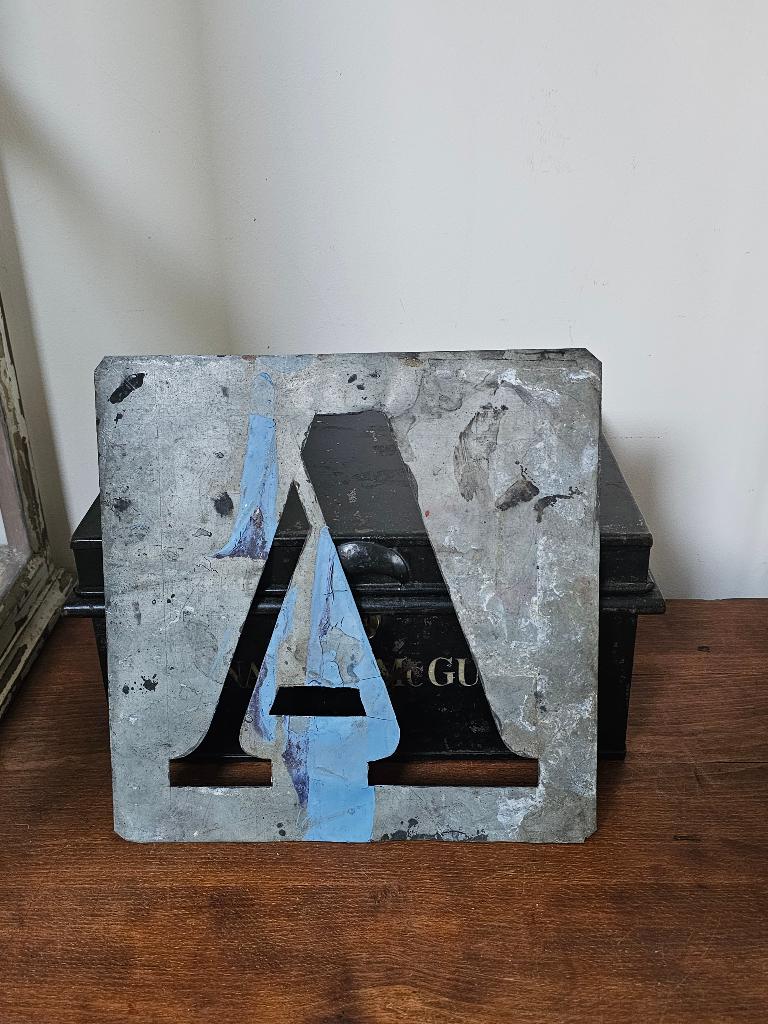 Groot oud zinken lettersjabloon alfabet LETTER 'A' 26X26cm, Ophalen of Verzenden