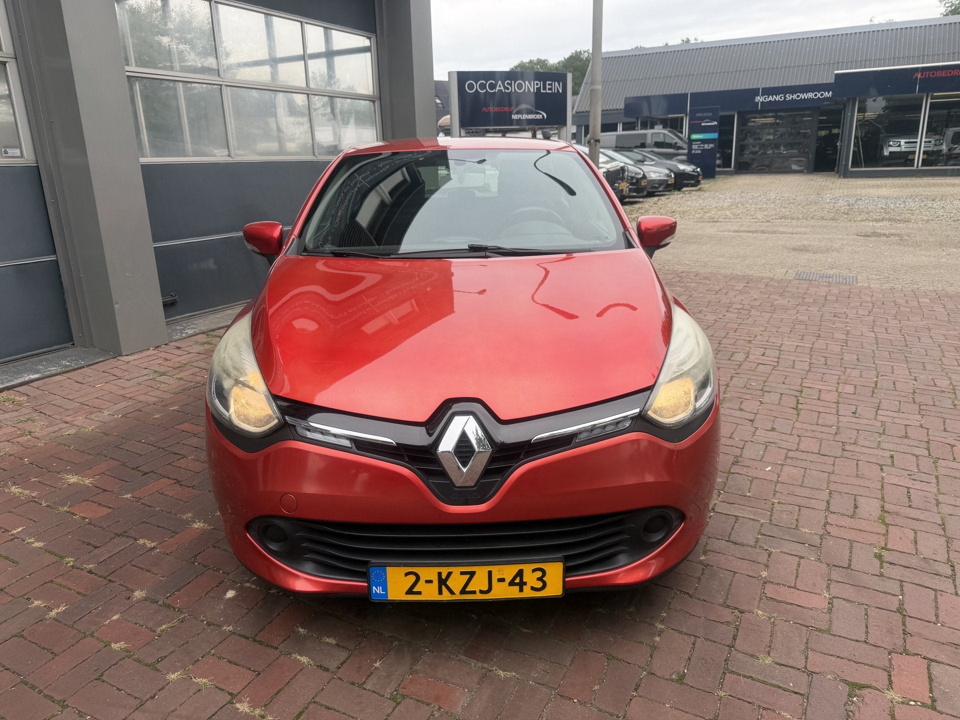 Renault Clio 0.9 TCe Expression Bj 2013 Dealer onderhouden 9, Voorwielaandrijving, Stof, Zwart, 540 kg