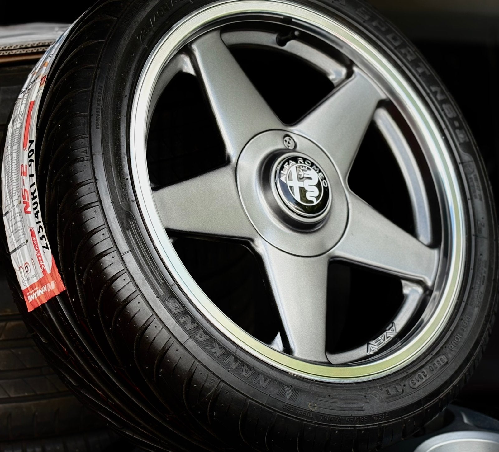 Alfa Romeo Azef A-17 inch, GTV 6, 75 3.0, 164,Spider Gtv916, Auto-onderdelen, Ophalen, 245 mm, Banden en Velgen, Nieuw